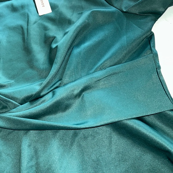 NWT Womens Green Twist Peplum Blouse - 2x - Picture 5 of 8